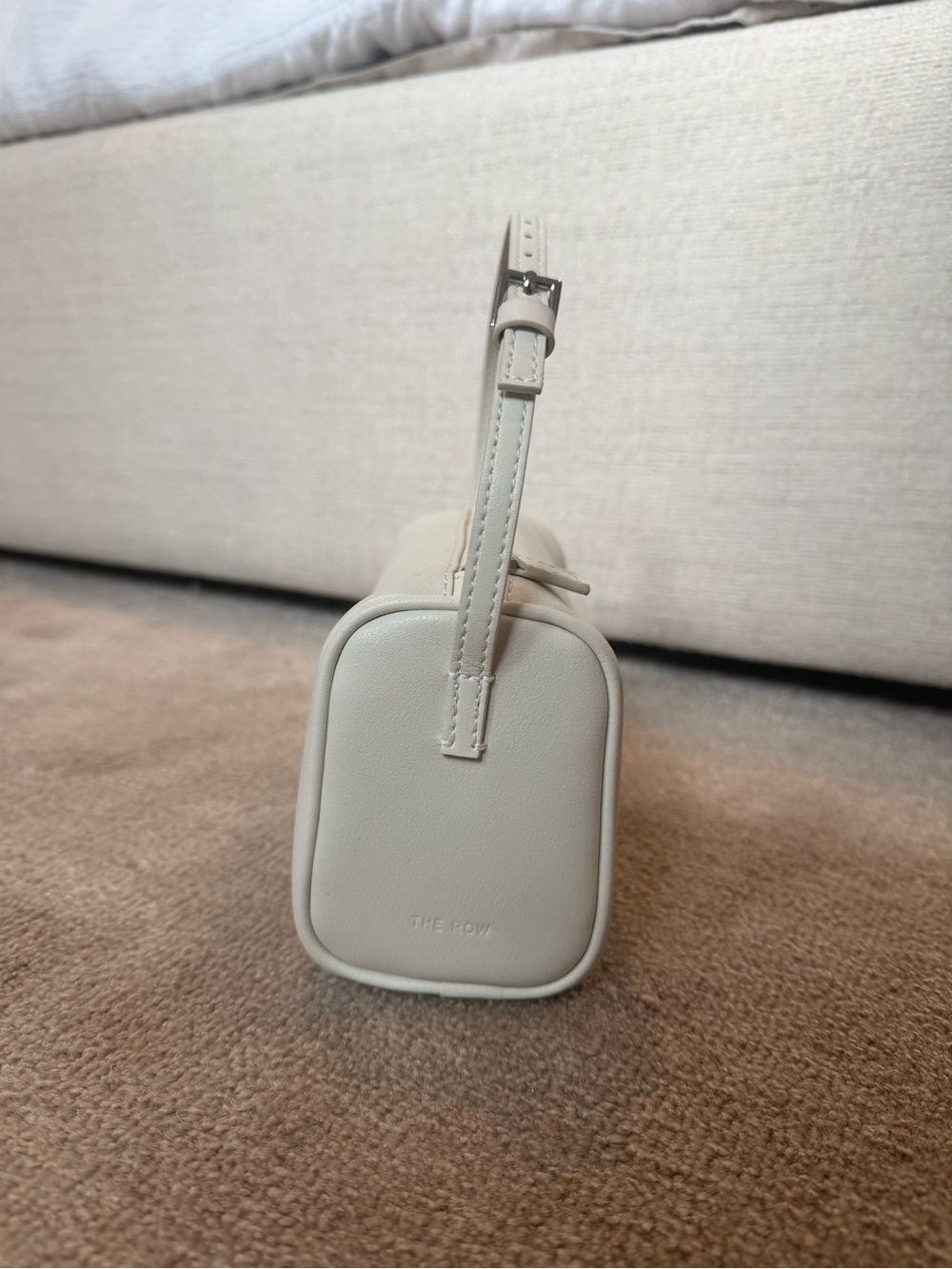The Row Inspired 90s bag in Cream white purse pristine condition - Picture 5 of 8